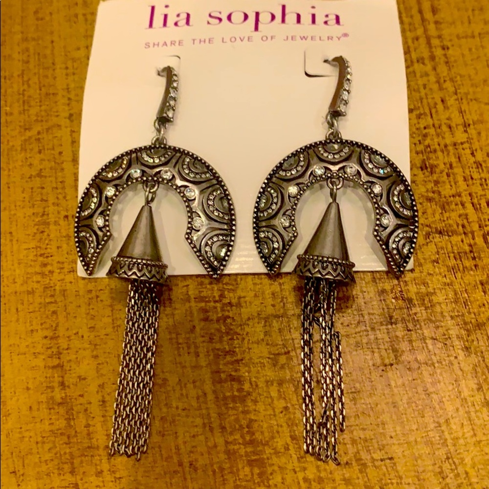 Brand new! Never worn LIA SOPHIA earrings!